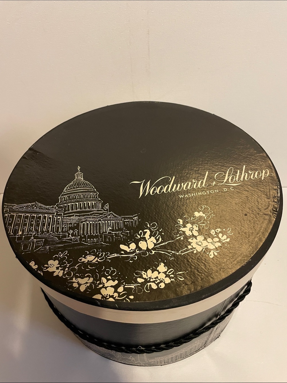Woodward & Lothrop Round Decorative Hat Box - Black & Cream